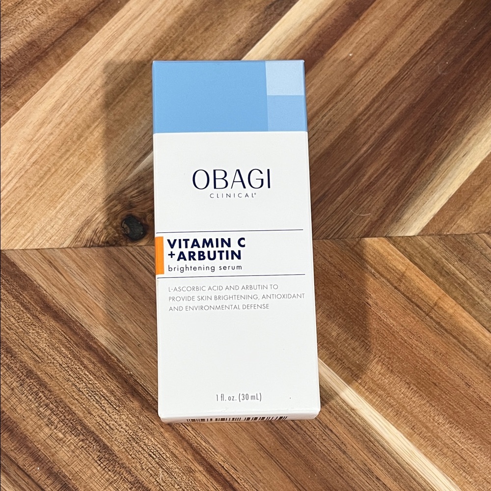 Obagi Clinical Brightening Serum in White and Blue